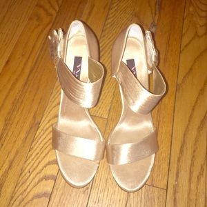 Nina New York Size 9