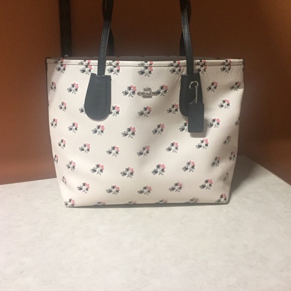 Coach tote