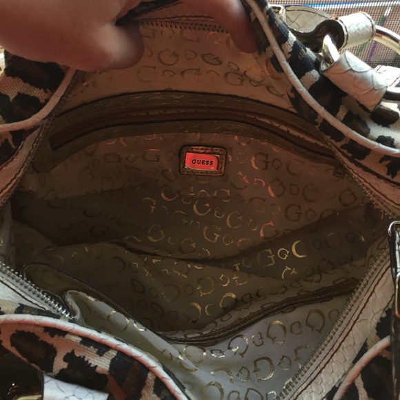 Purse - Picture 2 of 3