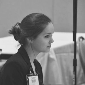 Meet your Posher, Emi