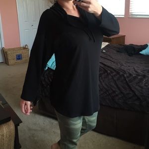Black light sweater- great with leggings