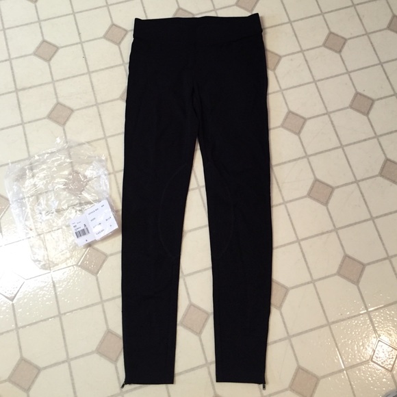 BRAND NEW CAbi leggings size SMALL!