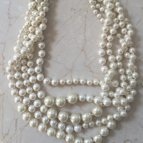 J. Crew 5 Strand twisted Pearl Necklace!