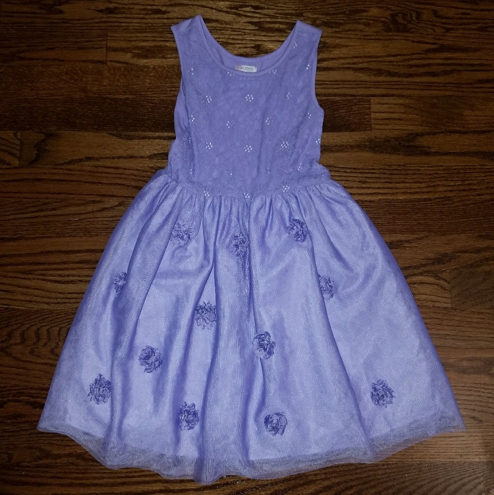 🚨MUST GO🚨Girls Lavender size 6X/7 dress