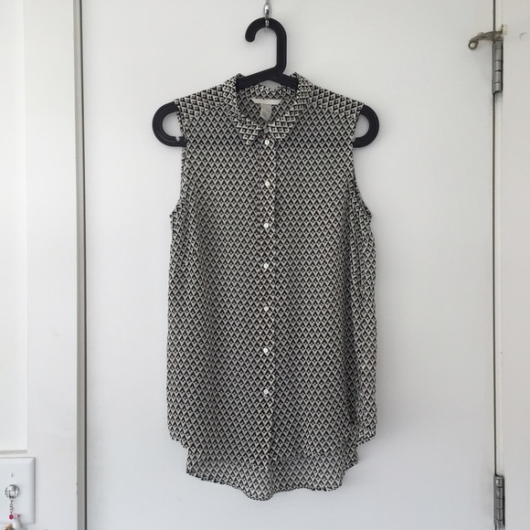 H&M button-up tank top
