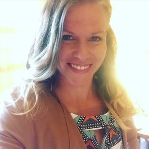 Meet your Posher, Lisa