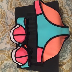 Triangl Bikini