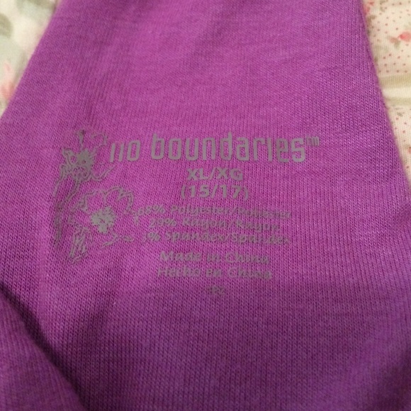 Pretty purple bathing suit coverup - Picture 3 of 4