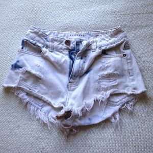 Bullhead distressed shortie "mom" shorts