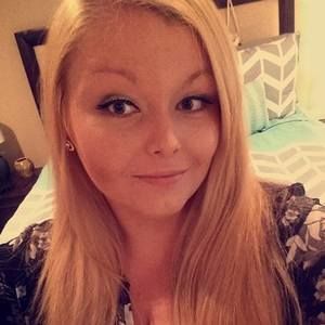 Meet your Posher, Alexia
