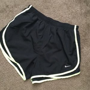 Nike tempo running shorts