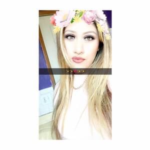 Meet your Posher, Joana