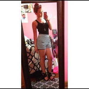 EXPRESS striped High waisted shorts