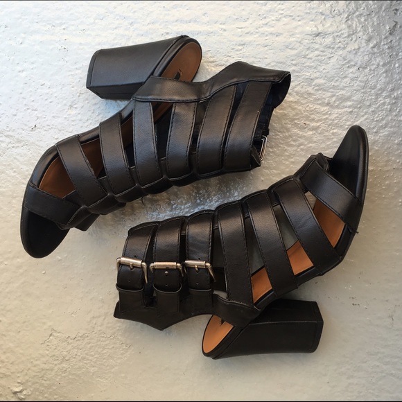 Bandage Black Heels - Picture 2 of 4