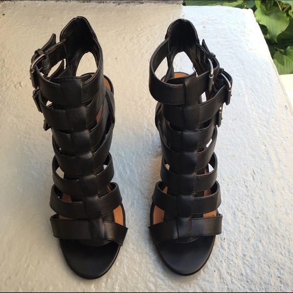 Bandage Black Heels - Picture 3 of 4