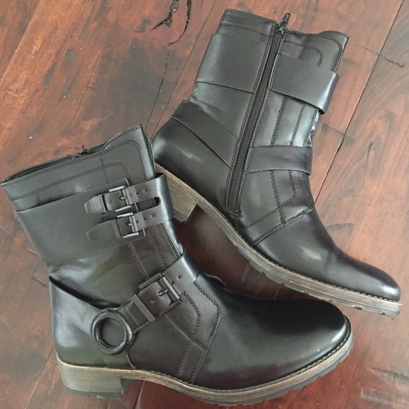 Black Crown Vintage boot size 11