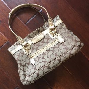 COACH shoulder bag signature print