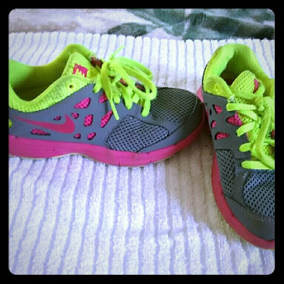 Nike shoes pink Grey lime green