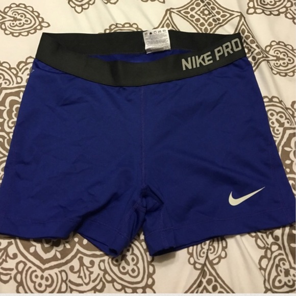 Nike Pants - Nike Pro Tights