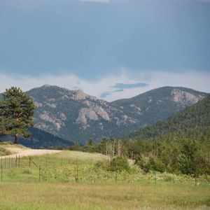 Meet your Posher, Cynthia