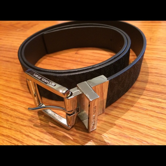 Authentic Michael Kors Reversible Belt