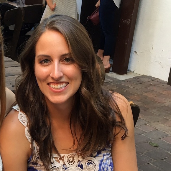 Meet your Posher, Gabrielle - Picture 1 of 1