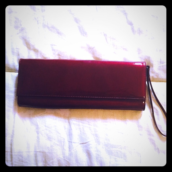 Luxe red patent leather clutch