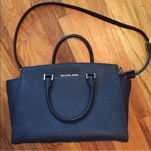 Michael Kors Selma Large Navy Purse