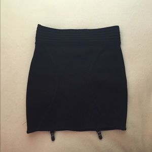 Black bodycon skirt
