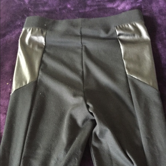 PINK Victoria's Secret Pants - Victoria Secrets PINK stretch pants/leggings