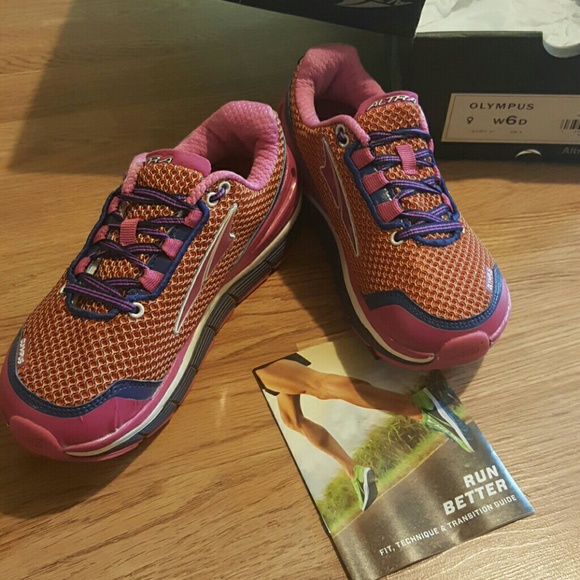 Altra Olympus 1.0 trail runners/sneakers