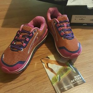 Altra Olympus 1.0 trail runners/sneakers