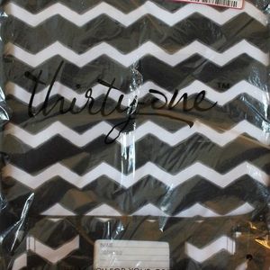 Thirty-one perfect party square thermal