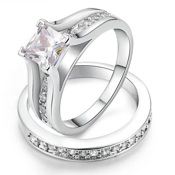 Princess Cut Silver Wedding Ring Set - Picture 2 of 7