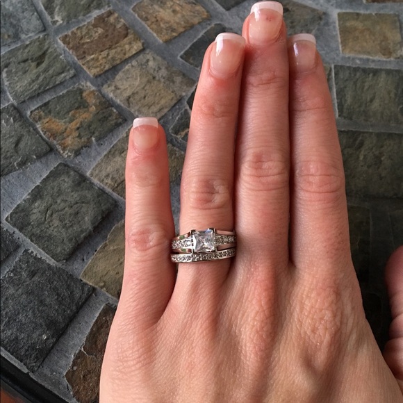 Princess Cut Silver Wedding Ring Set - Picture 3 of 7