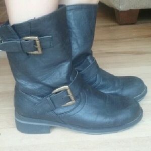 Short, black Madden Girl boots