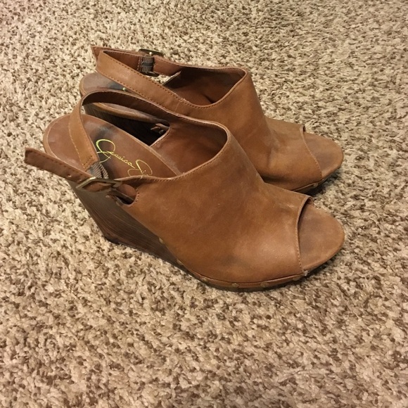 Jessica simpson tan wedges