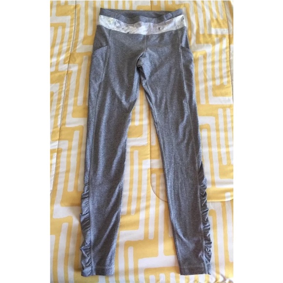 Lululemon Gray/Floral Speed Tight III