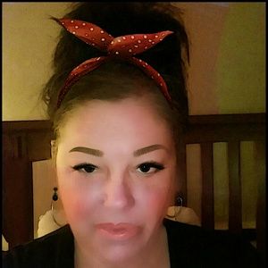 Meet your Posher, Vicky