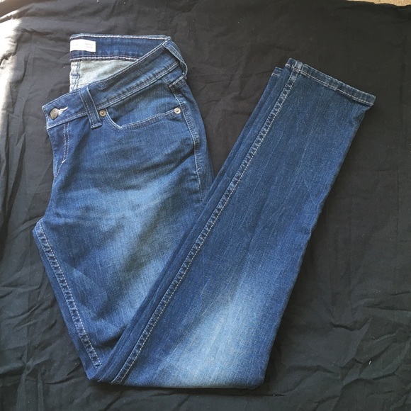 Levi jeans