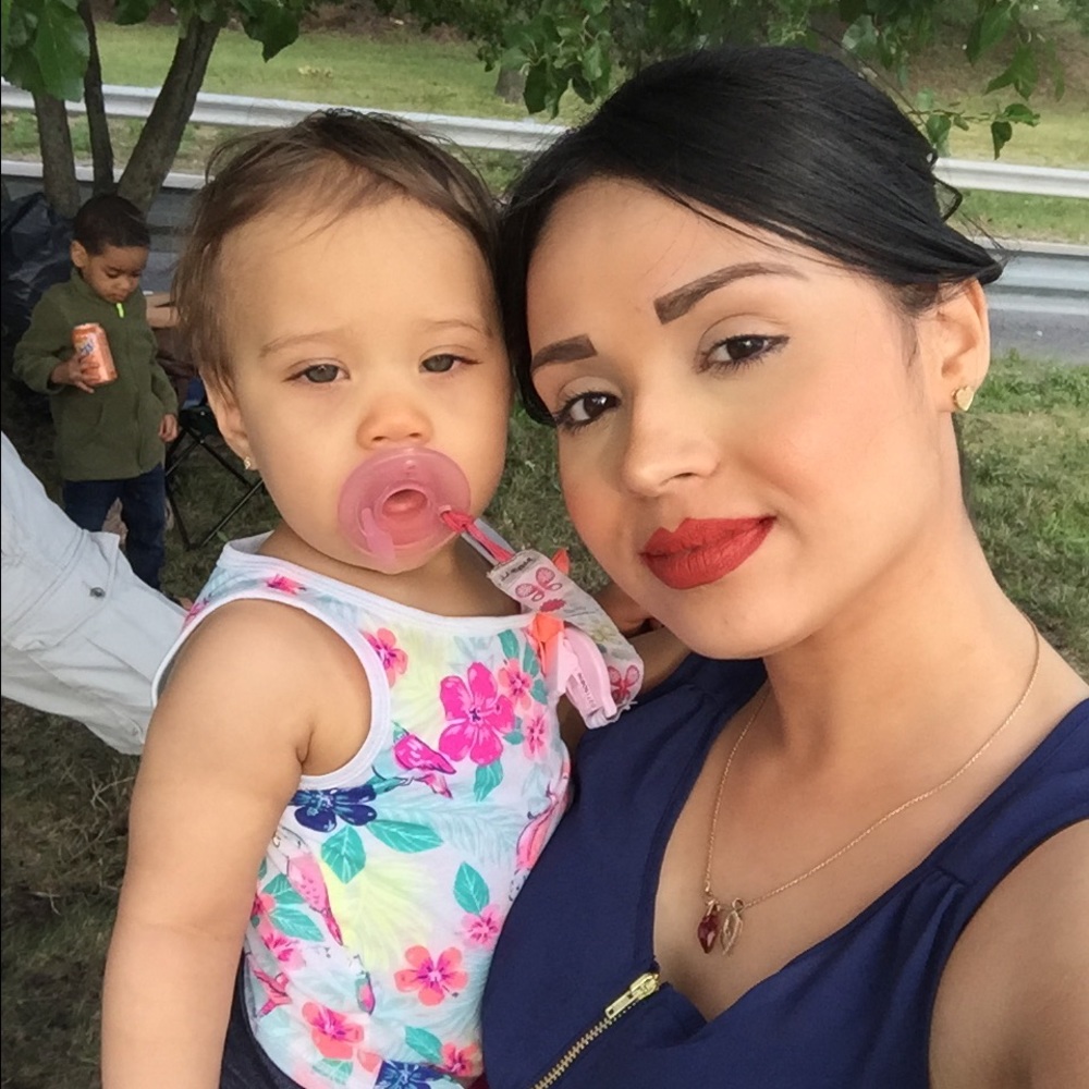 Meet your Posher, Isabel