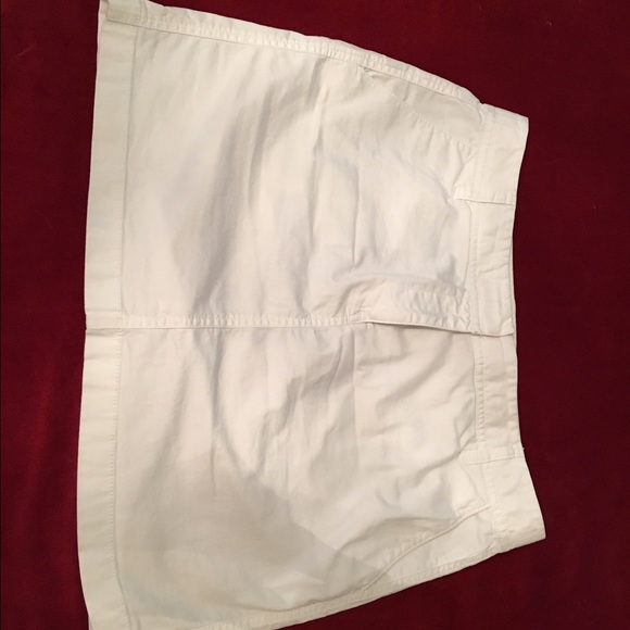 LOFT White casual mini skirt