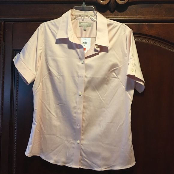 NWT Banana Republic blush collared blouse