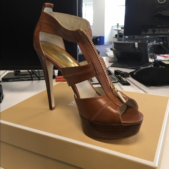 Brand new michael kors heels