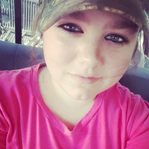 Meet your Posher, Casey