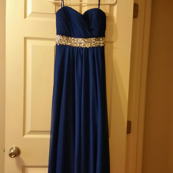 Dresses & Skirts - Blue ball gown