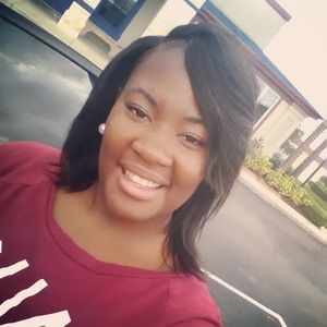 Meet your Posher, Iyana