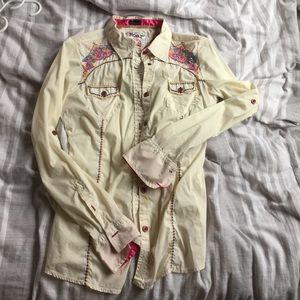 Roar Button Up