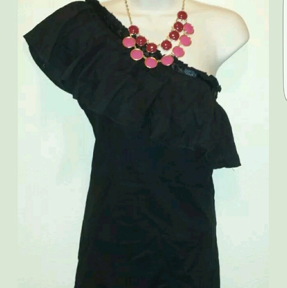 Off the shoulder ruffle flutter dress