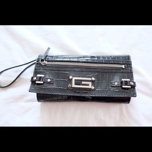 Guess Black Patent Clutch w/Magnetic Closure